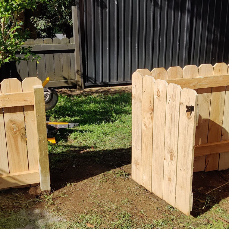 Kerikeri fence and gate