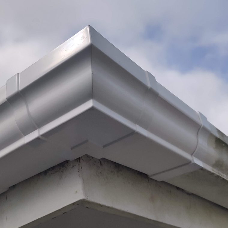 Gutter clean